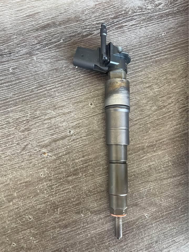 BMW X3 X5 X7 E83 E53 E70 E71 G07 3.0 3.5 D M57 D30 24V 2001- Diesel Injector - Private Seller