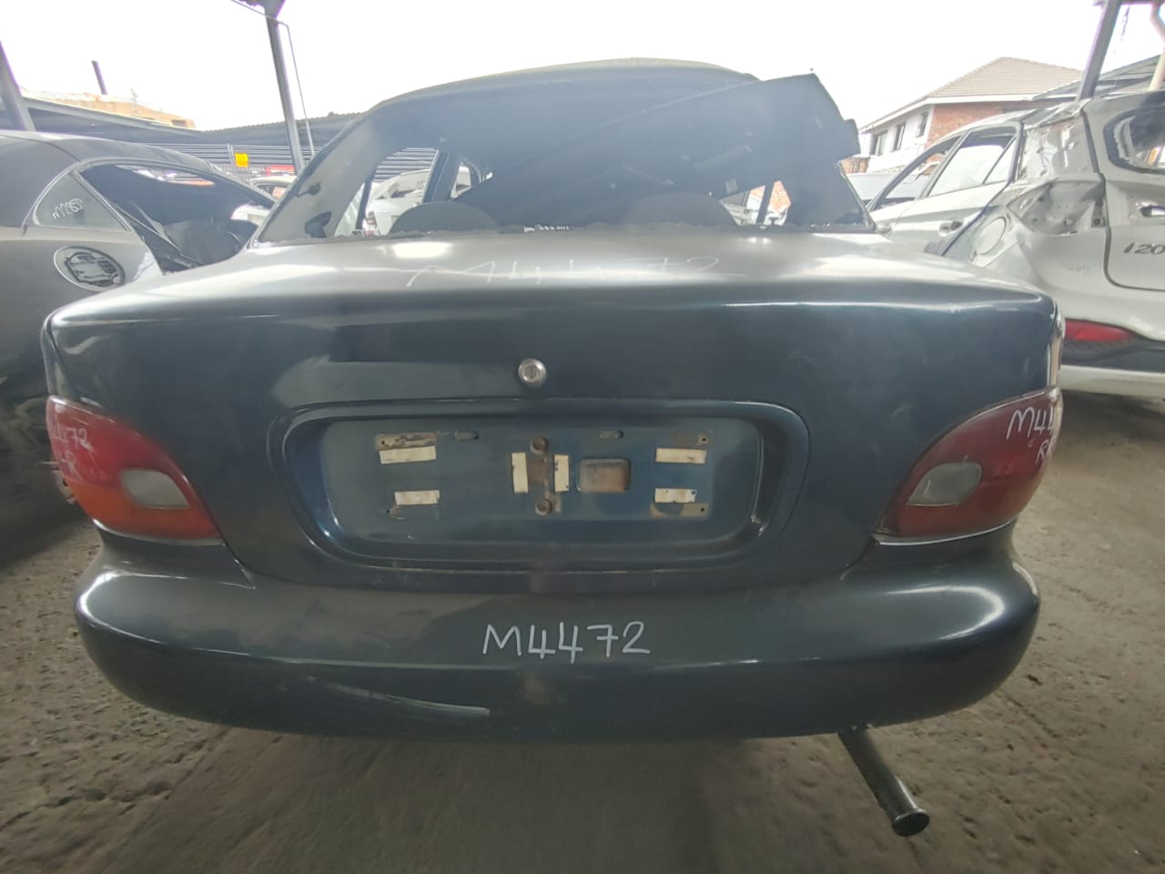 HYUNDAI ACCENT STRIPPING FOR SPARES - Private Seller HYUNDAI ACCENT STRIPPING FOR SPARES - Private Seller
