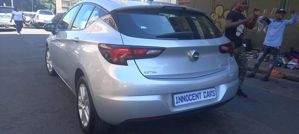 2017 OPEL ASTRA 1.0 ECO FLEX, PETROL, MANUAL, SILVER COLOUR,82000KM