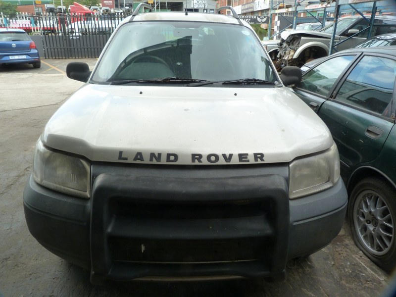 Land Rover Freelander 1 TD4 AT Silver - 2002 STRIPPING FOR SPARES - Private Seller Land Rover Freelander 1 TD4 AT Silver - 2002 STRIPPING FOR SPARES - Private Seller