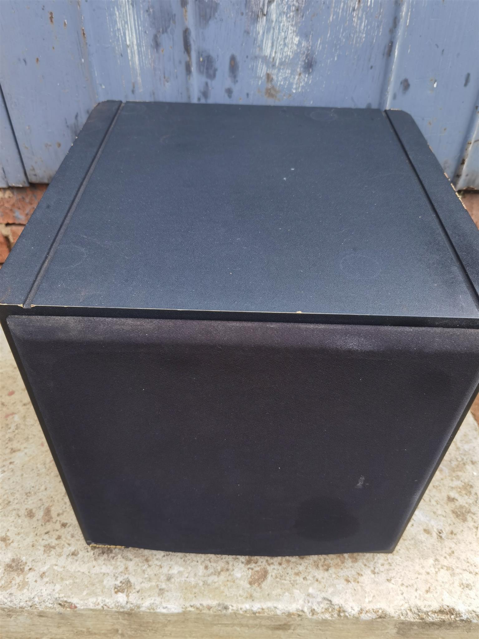 Pioneer Model – SW-12-200 Active Subwoofer (Read Description) Pioneer Model – SW-12-200 Active Subwoofer (Read Description)