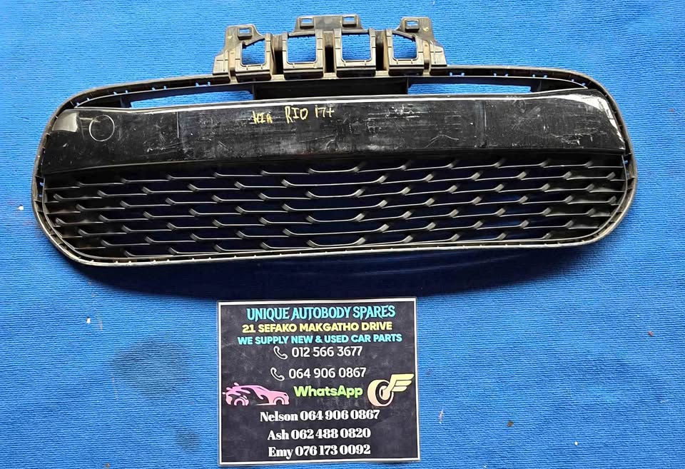 Kia Rio Complete Main Front Grille 2017 + Kia Rio Complete Main Front Grille 2017 +