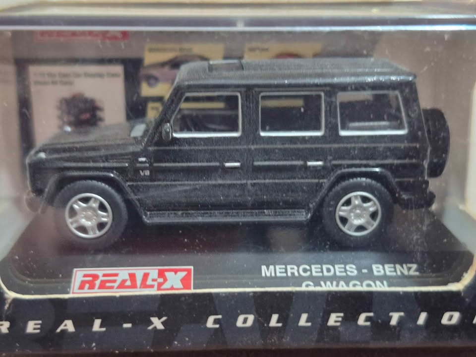 Real-X brand die-cast 1:72 scale model of a Mercedes-Benz G-Wagon - Private Seller
