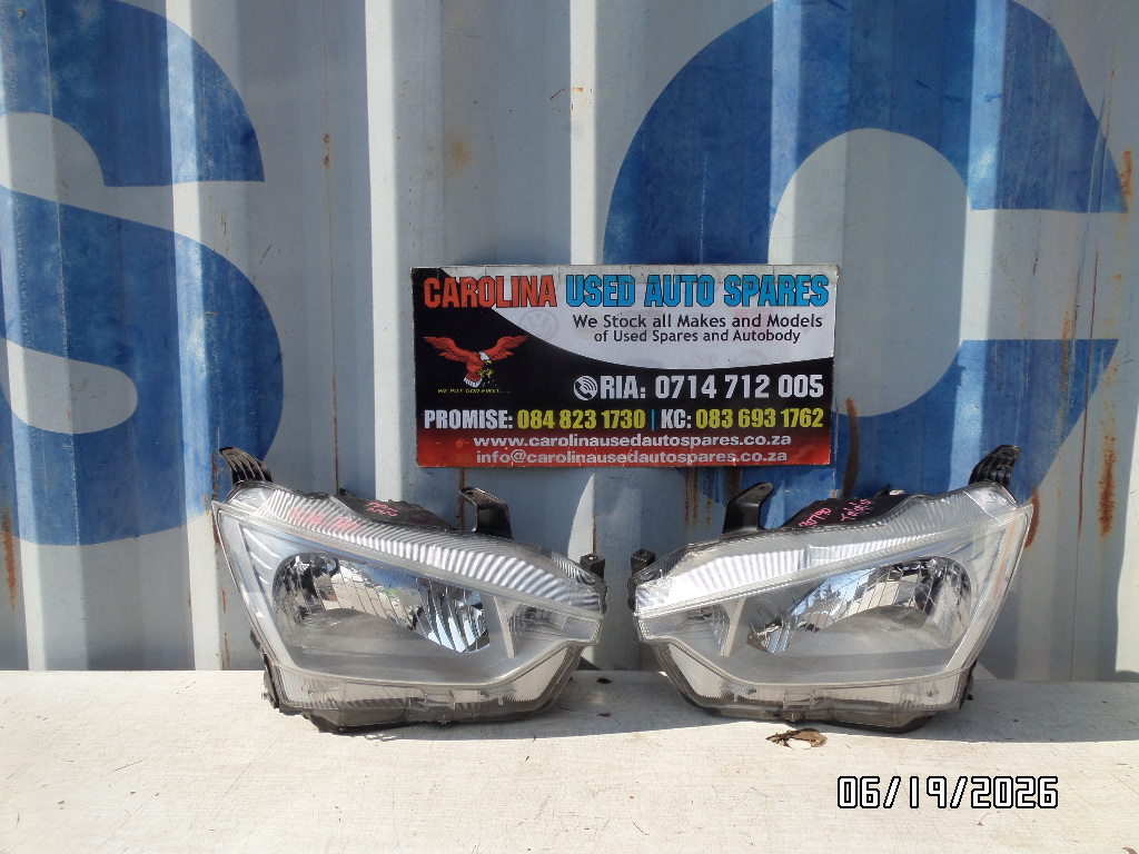 Isuzu KB250 left and right standard headlight (2023) - Private Seller