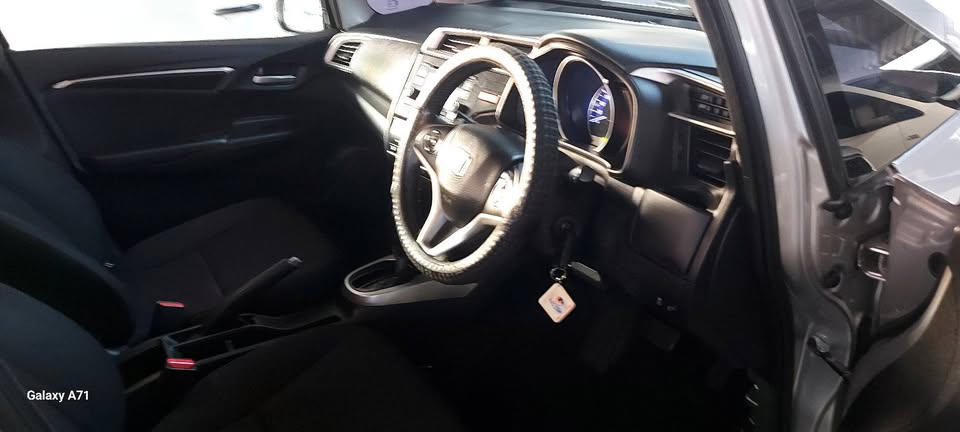 Honda Jazz 1.5 ivtec Automatic petrol