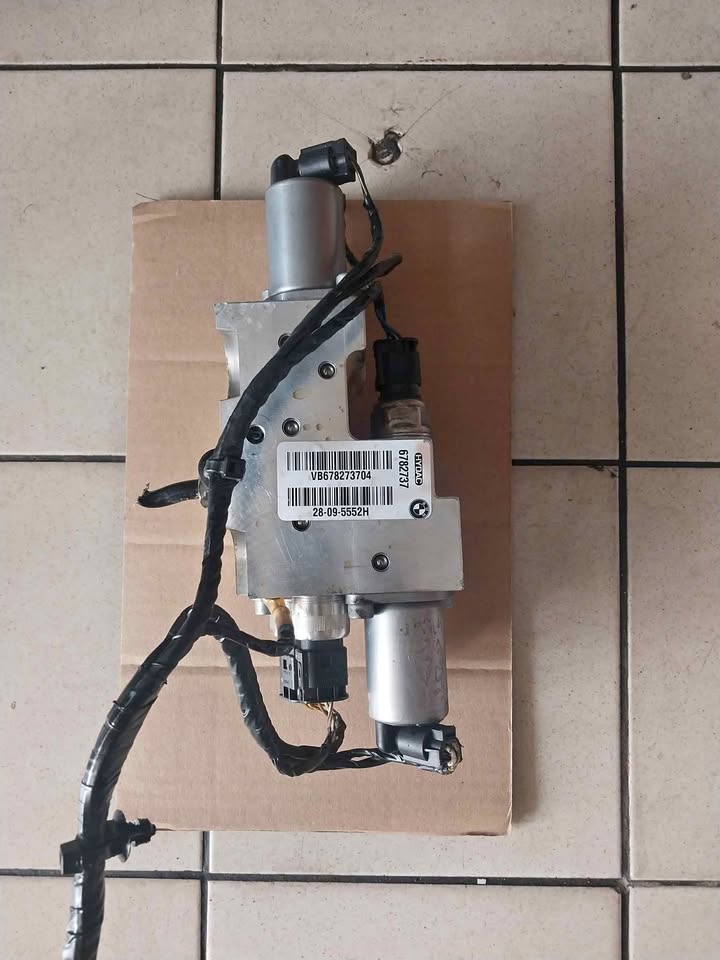 Bmw E70 E71 F15 F16 X5 X6 Active Drive Hydraulic Pump - Private Seller Bmw E70 E71 F15 F16 X5 X6 Active Drive Hydraulic Pump - Private Seller
