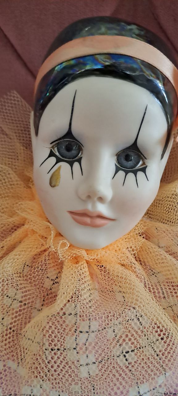 Limited Edition Collectors Item Porcelain Harlequin
