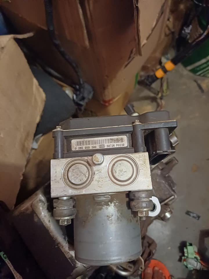 2007 hyundai sonata abs pump - Private Seller