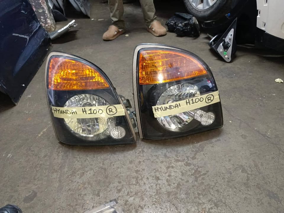 Hyundai H100 Right Headlights - Private Seller Hyundai H100 Right Headlights - Private Seller