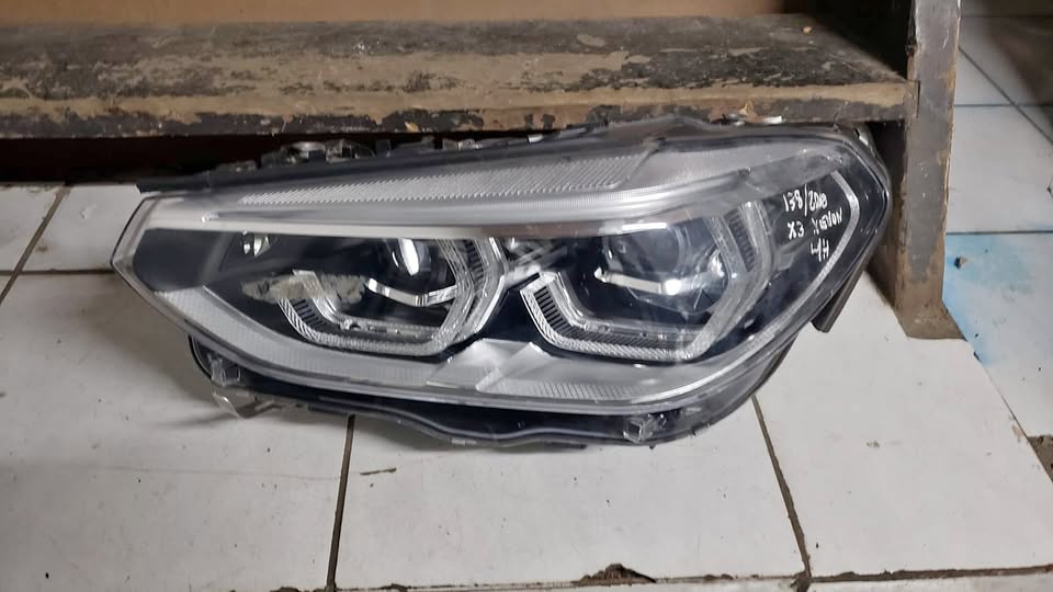 BMW GO1 X3 Headlight Left side - Private Seller BMW GO1 X3 Headlight Left side - Private Seller
