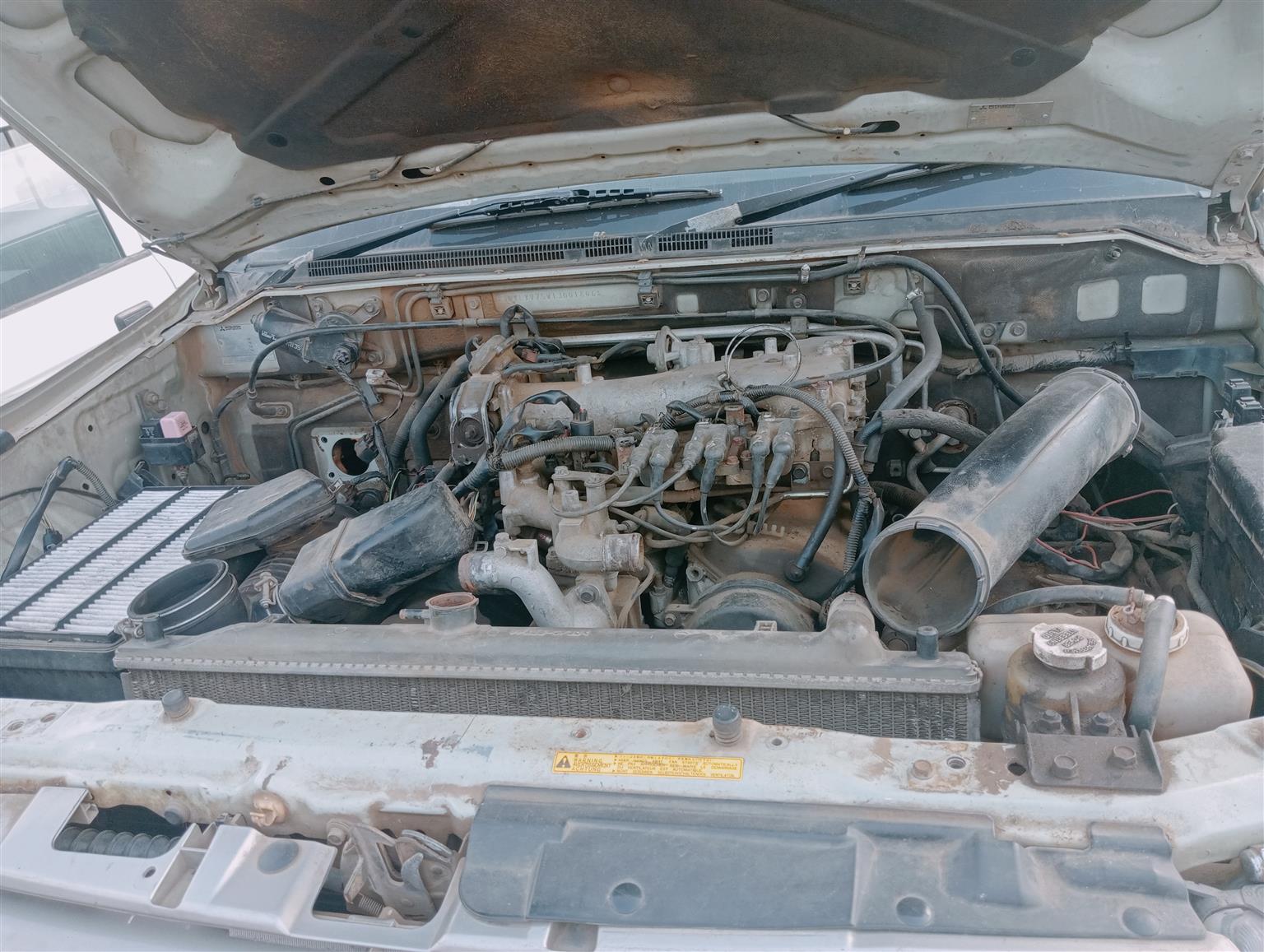 2001 Mitsubishi Pajero 3.0 V6 - Stripping for Spares