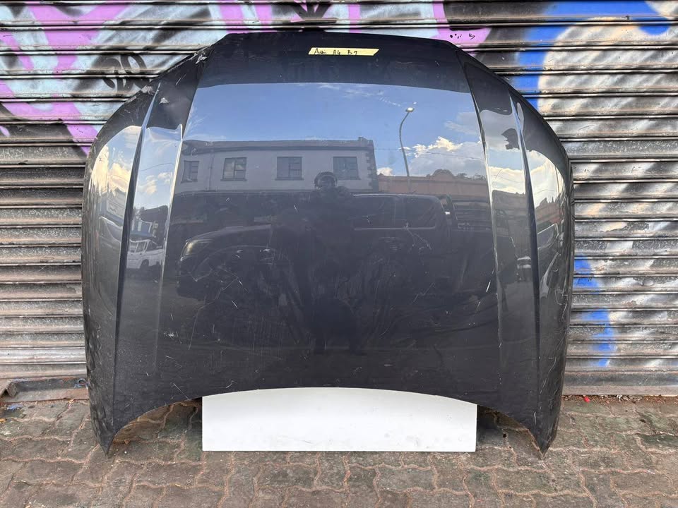 Audi A4 B9 Bonnet - Private Seller Audi A4 B9 Bonnet - Private Seller