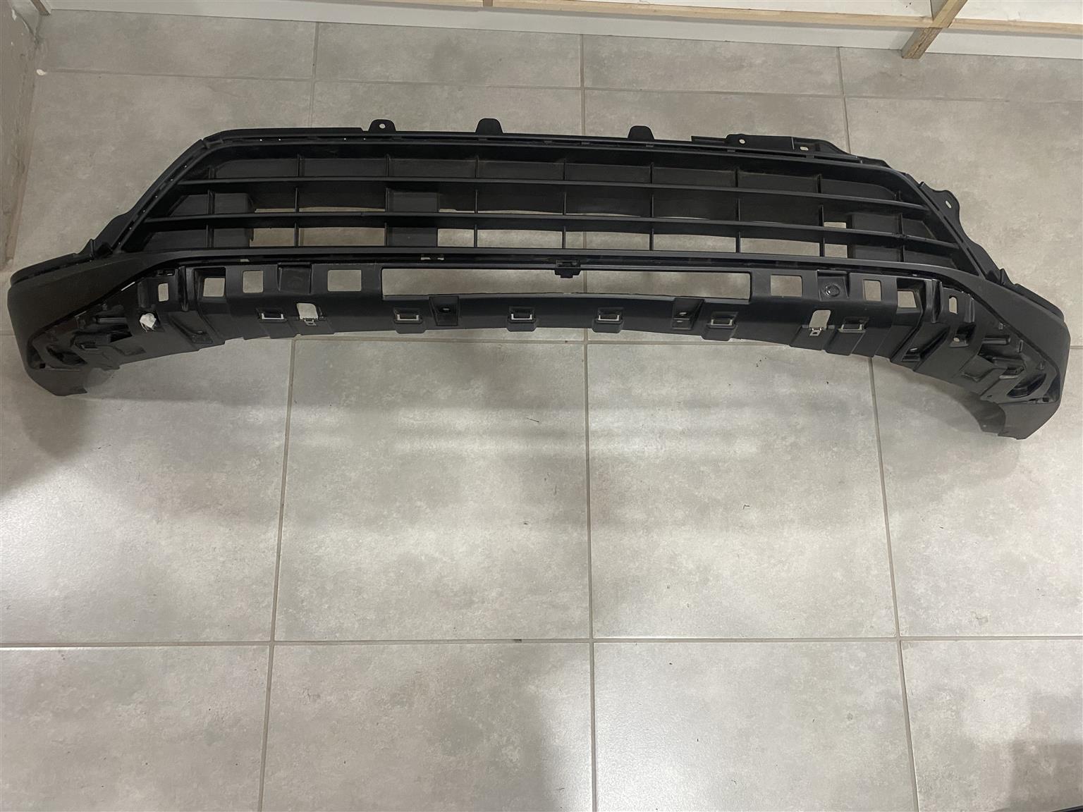 2025 SUZUKI FRONX FRONT BUMPER LOWER GRILLE FOR SALE. IN PRISTINE CONDITION - Private Seller 2025 SUZUKI FRONX FRONT BUMPER LOWER GRILLE FOR SALE. IN PRISTINE CONDITION - Private Seller