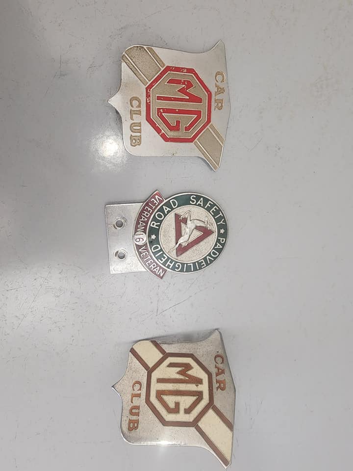 Bumper badges MG Car Club and Road Safety - Private Seller Bumper badges MG Car Club and Road Safety - Private Seller