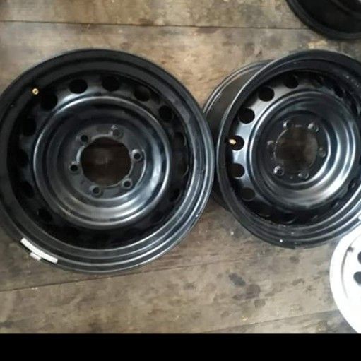 Toyota and Ford ranger steel rims
