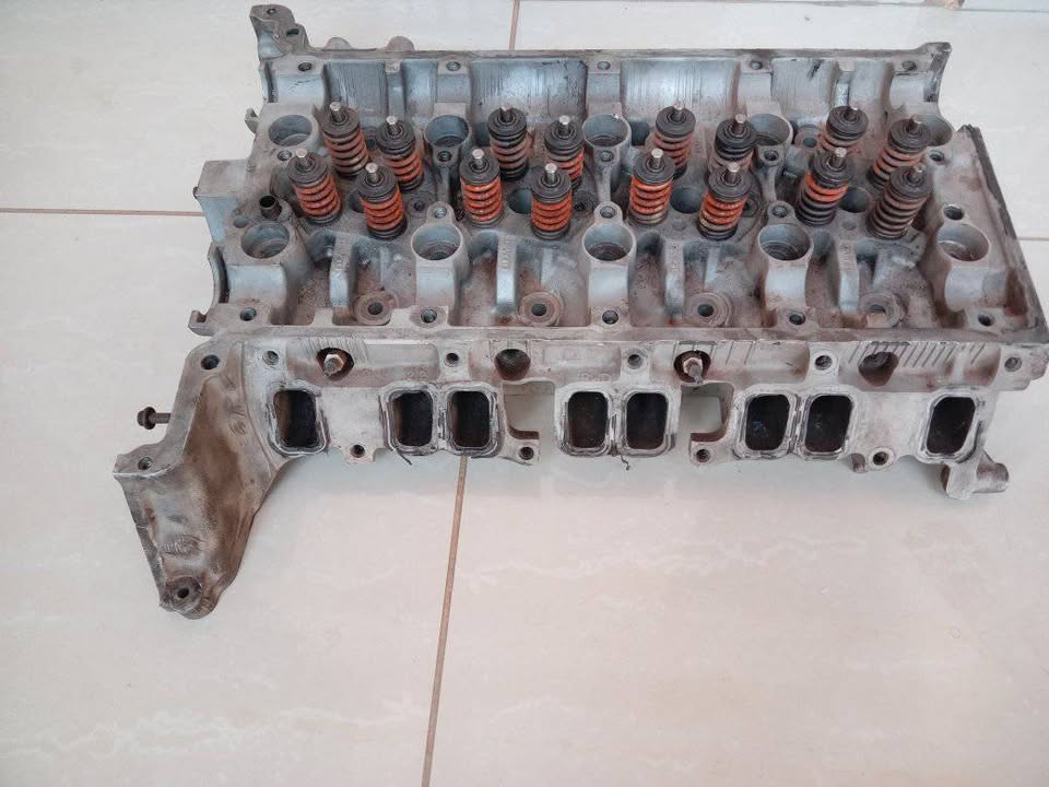 Ford Ranger 2.2 T6 Model 2013 Cylinder Head - Private Seller Ford Ranger 2.2 T6 Model 2013 Cylinder Head - Private Seller
