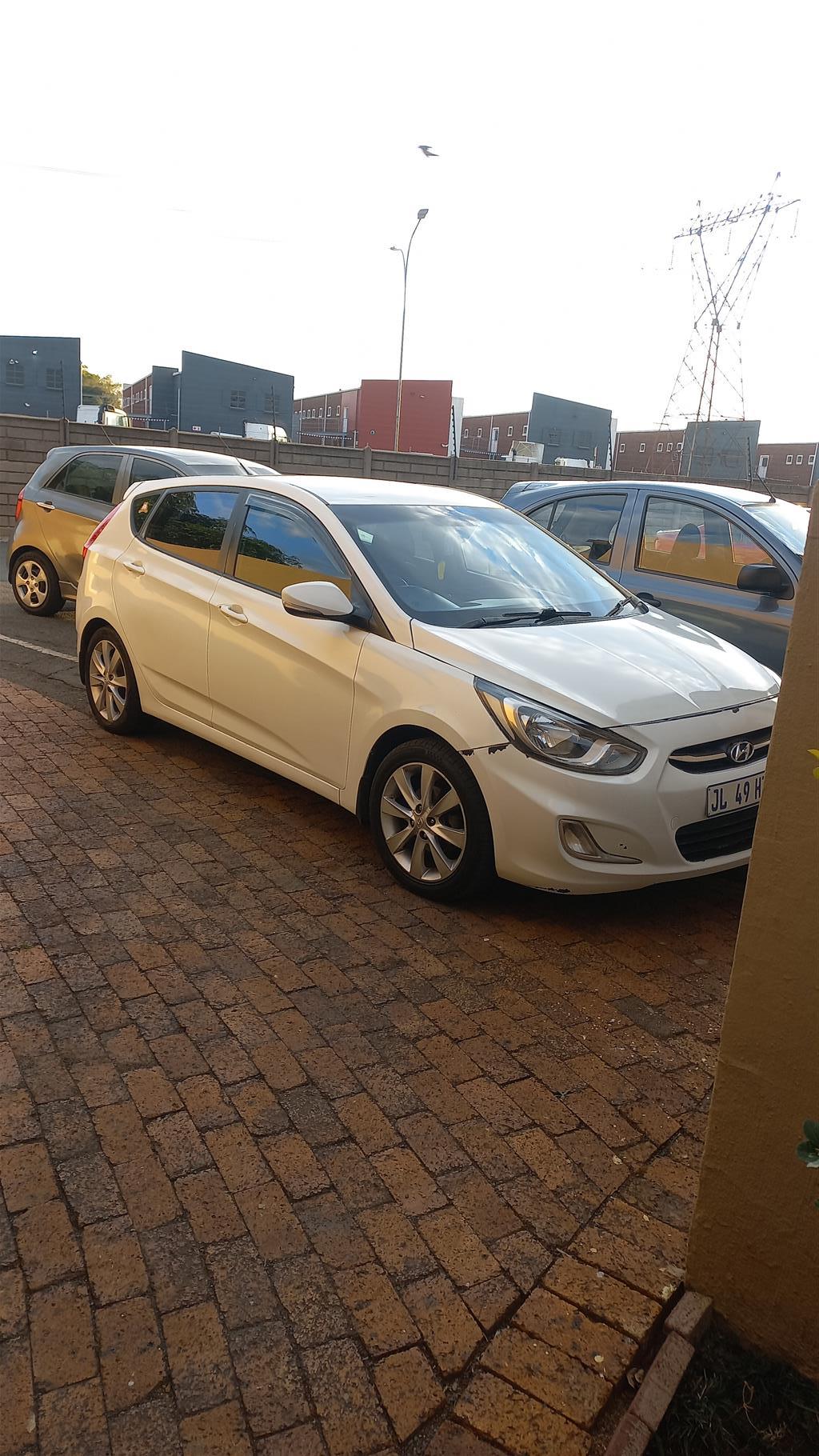 Used 2014 Hyundai Accent sedan 1.6 Motion - Private Seller Used 2014 Hyundai Accent sedan 1.6 Motion - Private Seller