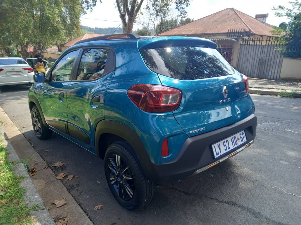 2024 Renault Kwid Climber 1.0 Petrol, Manual, Green, 60000kms