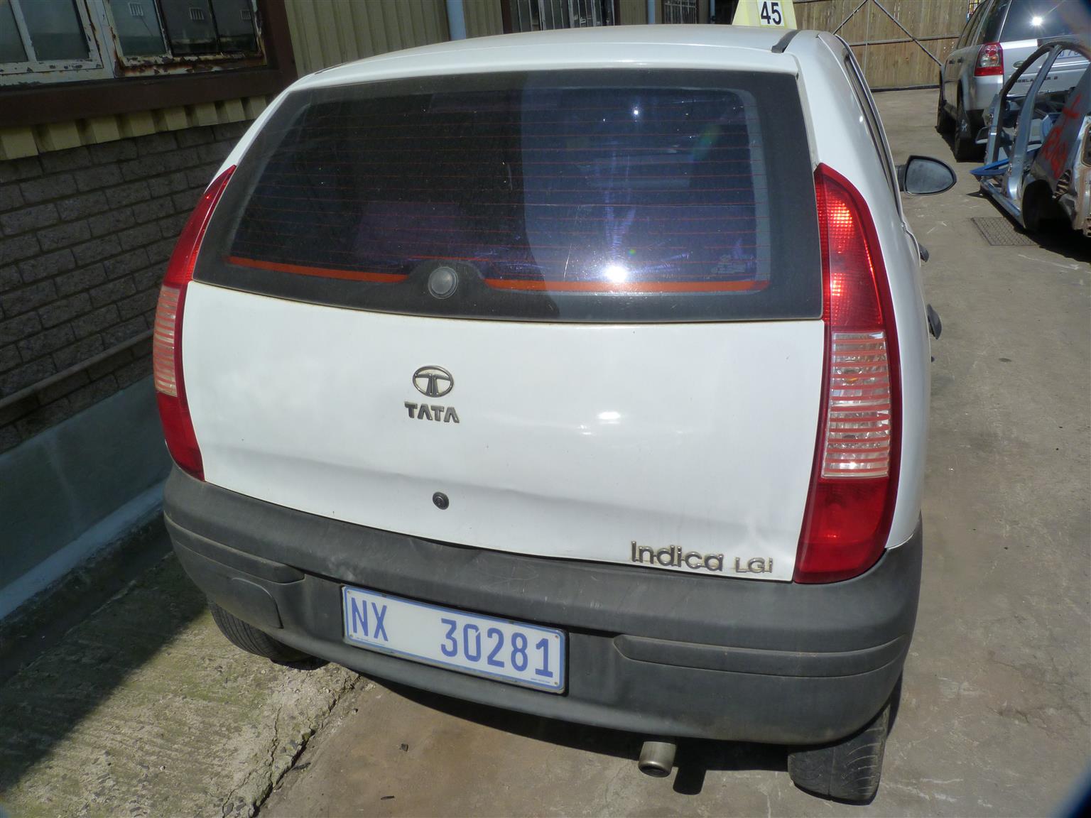 Tata Indica 1.4 LE LGI LTD - 2013 - Private Seller Tata Indica 1.4 LE LGI LTD - 2013 - Private Seller