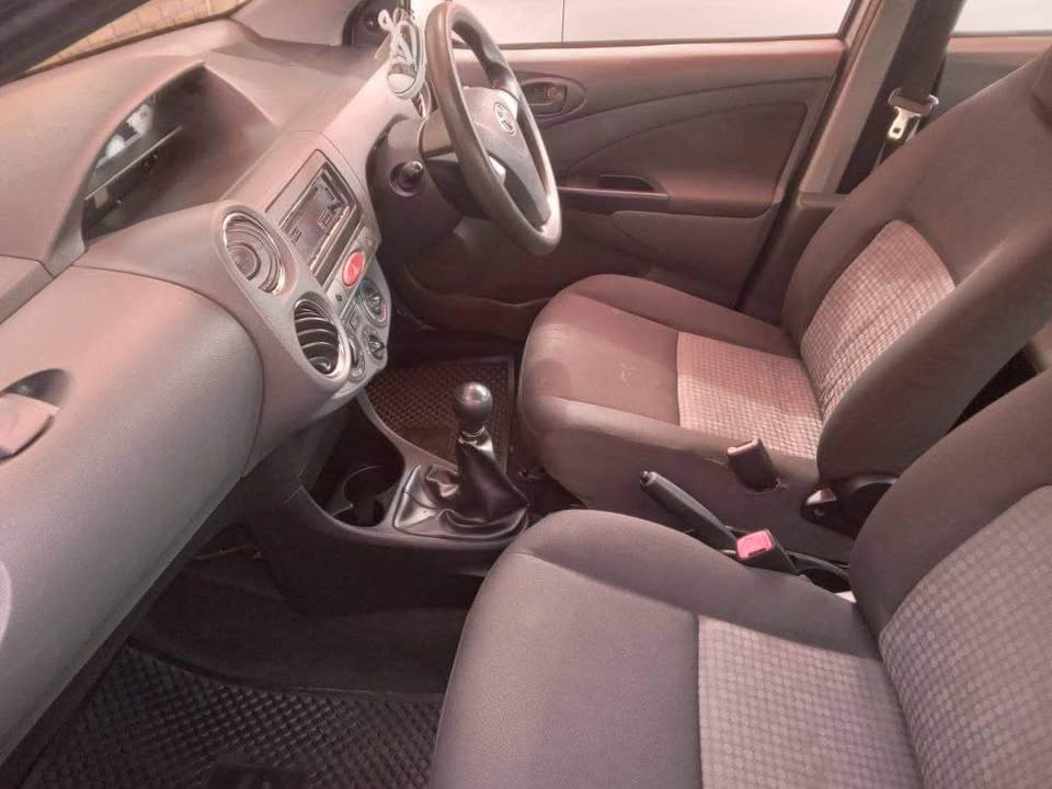TOYOTA ETIOS GOOD CONDITION
