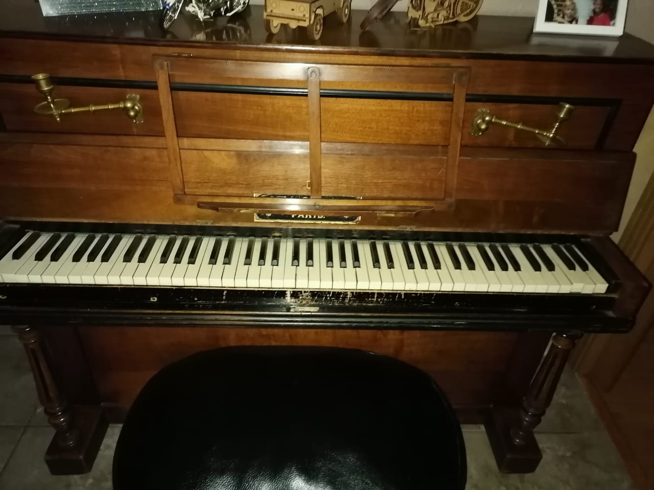 Piano Antique / Cottage Upright 1892