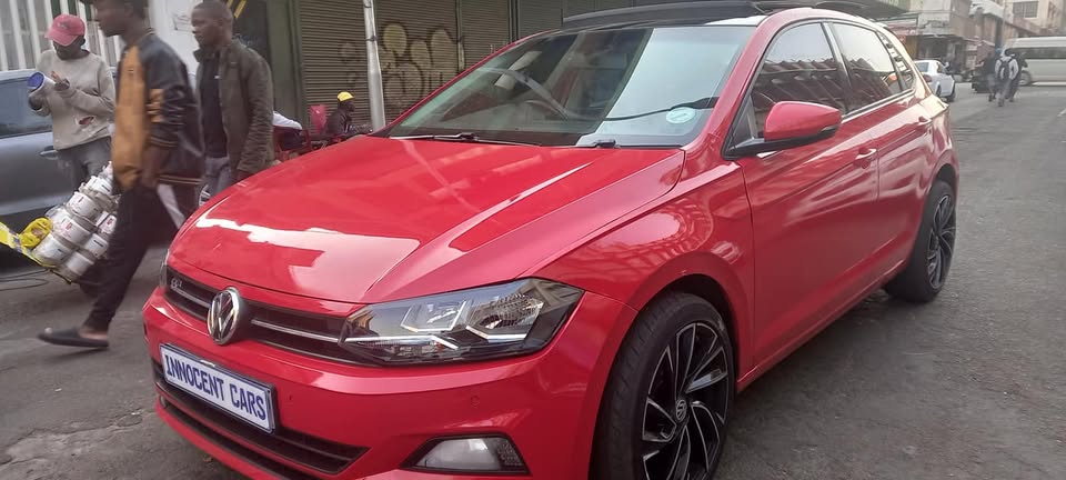 2018 MODEL VW POLO 8 R-LINE 1.0 ENGINE DSG.. AUTOMATIC TRANSMISSION.. RED.