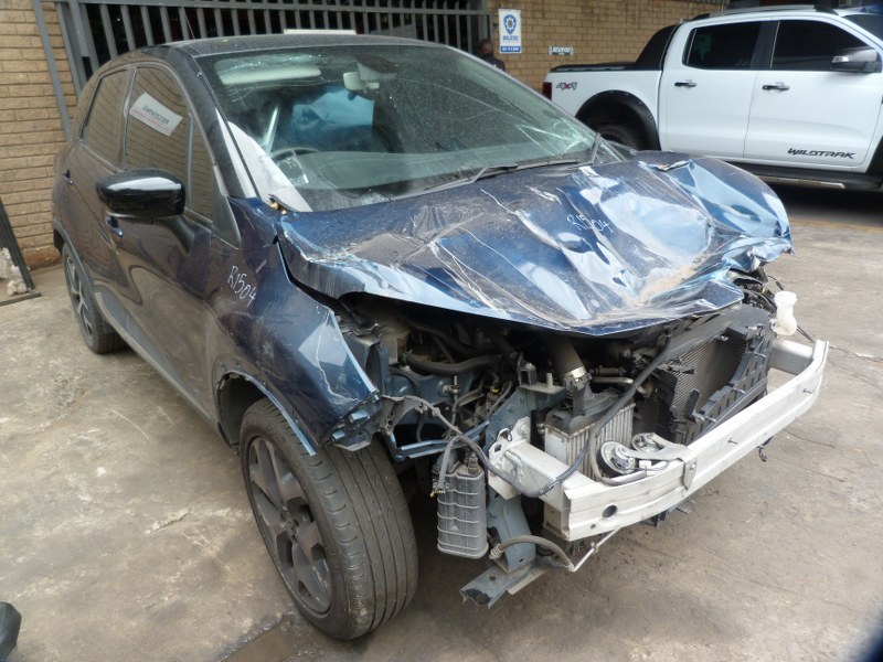 Renault Captur Dynamique 1.2T AT H5F - 2018 SPARESBOYZ STRIPPING FOR SPARES - Private Seller Renault Captur Dynamique 1.2T AT H5F - 2018 SPARESBOYZ STRIPPING FOR SPARES - Private Seller
