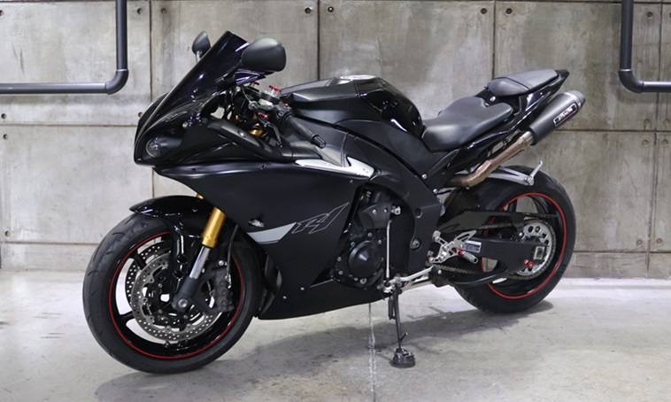 2011 Yamaha YZF-R1 Big Bang - Private Seller 2011 Yamaha YZF-R1 Big Bang - Private Seller
