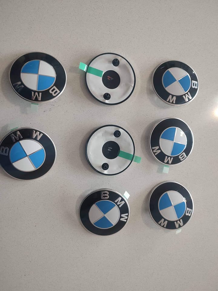 BMW X3 G01 Bonnert Badge / emblem Forsale - Private Seller BMW X3 G01 Bonnert Badge / emblem Forsale - Private Seller