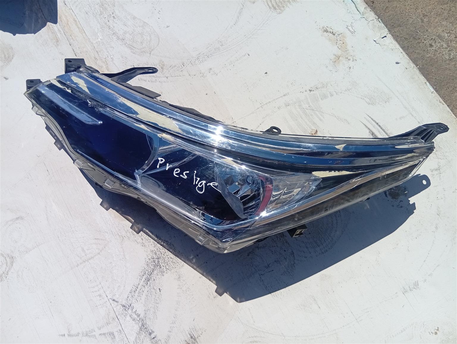 Toyota prestige left headlight - Private Seller Toyota prestige left headlight - Private Seller