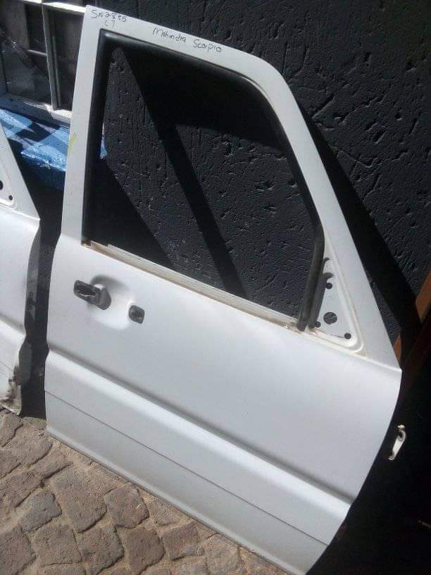 Mahindra Scorpio 2.2 m.Hawk doory - Private Seller