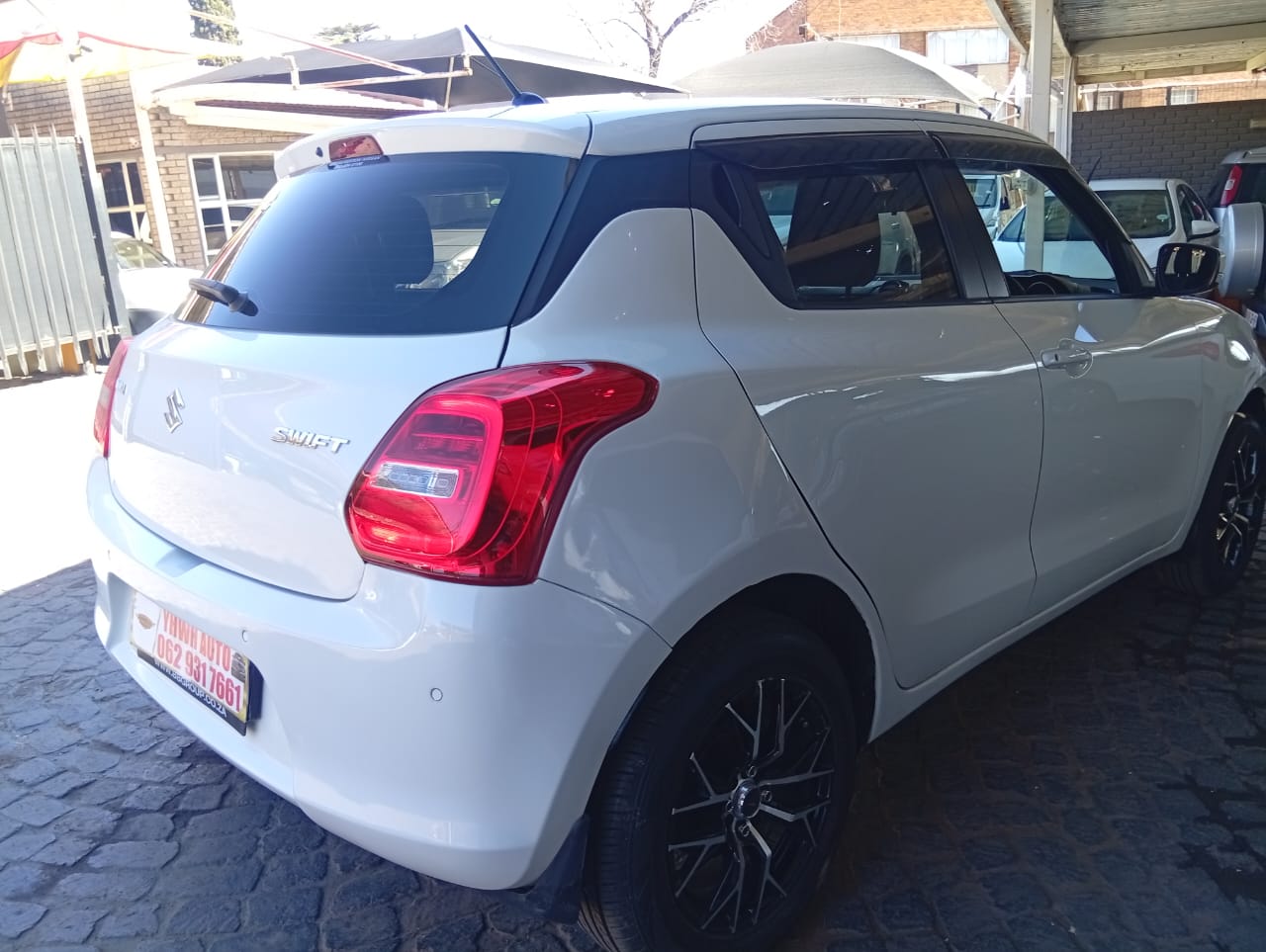 2024 Suzuki Swift 1.2 Hatch ALMOST NEW Manual 5,000km Cloth Seats Good Order Con