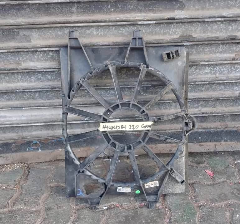 Hyundai i10 fan shroud - Private Seller Hyundai i10 fan shroud - Private Seller