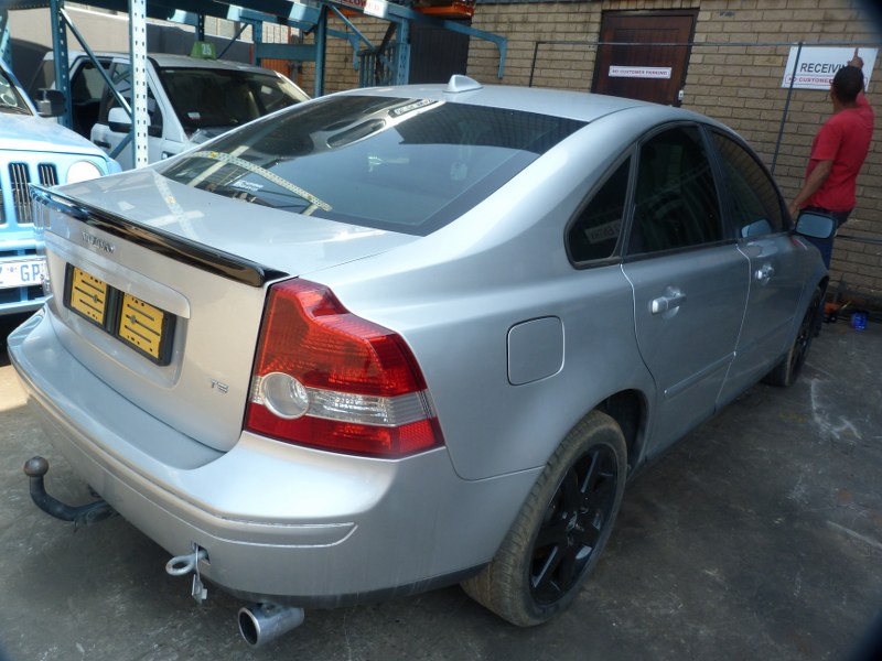 Volvo S40 T5 AT Silver - 2006 STRIPPING FOR SPARES - Private Seller Volvo S40 T5 AT Silver - 2006 STRIPPING FOR SPARES - Private Seller