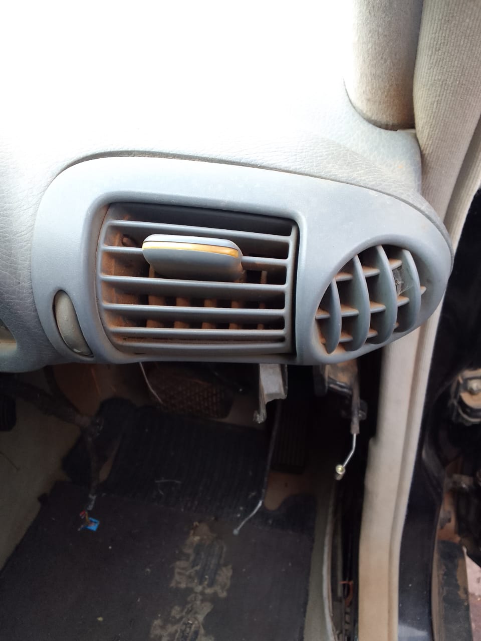 W203 Air Vents – Restore Your Mercedes Interior - Private Seller W203 Air Vents – Restore Your Mercedes Interior - Private Seller