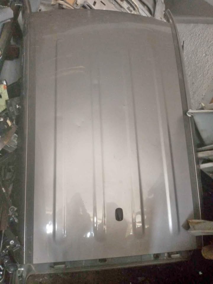 Hyundai ix35 complete roof - Private Seller Hyundai ix35 complete roof - Private Seller