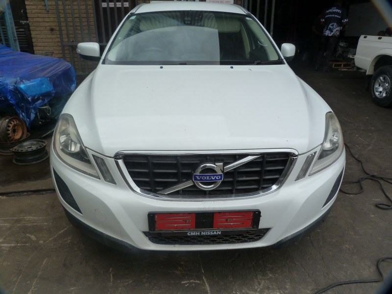 Volvo XC60 2.0T Powershift AT White - 2011 STRIPPING FOR SPARES - Private Seller Volvo XC60 2.0T Powershift AT White - 2011 STRIPPING FOR SPARES - Private Seller