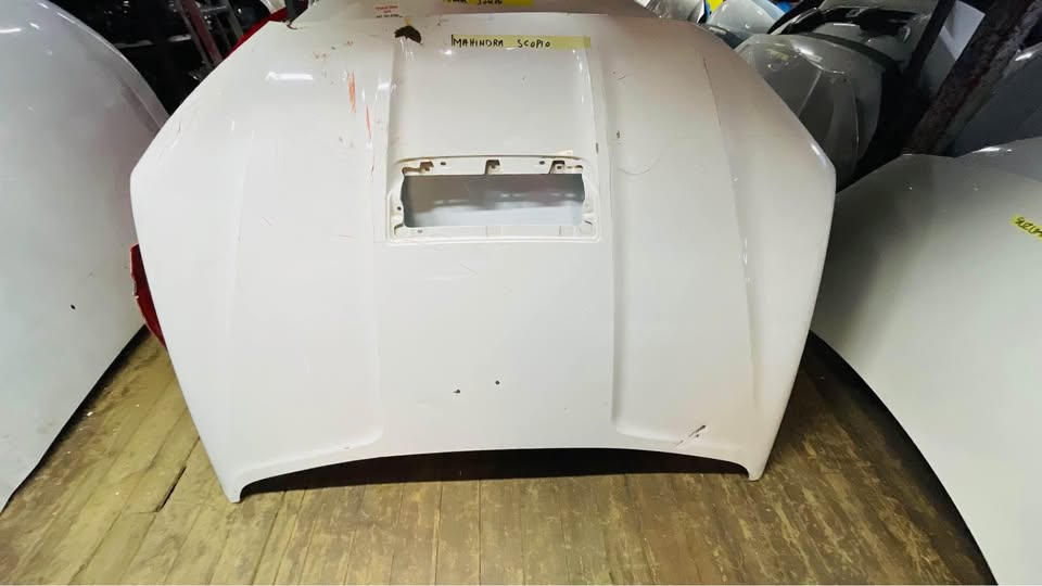 Mahindra Scorpio bonnet - Private Seller