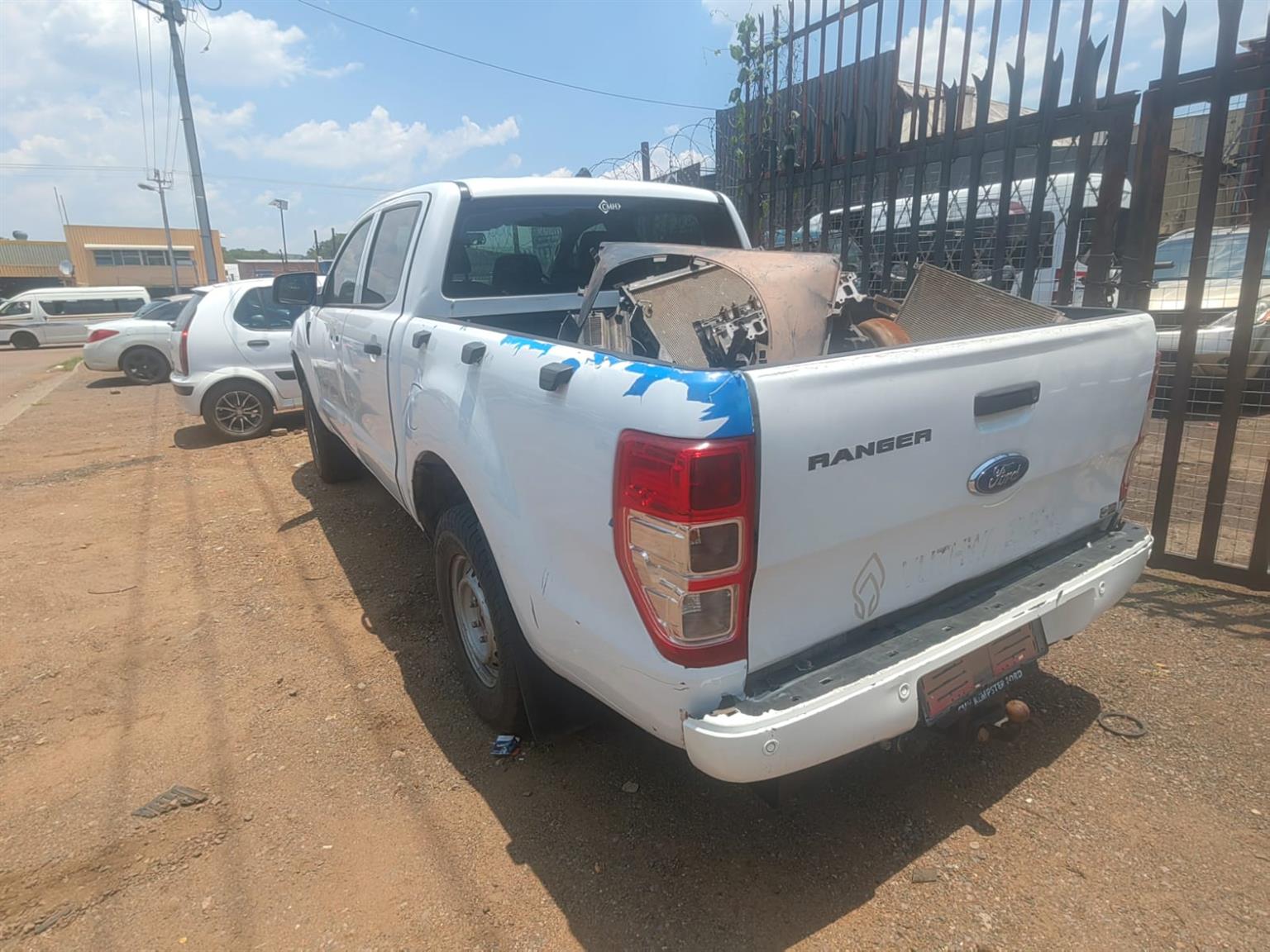 Ford Ranger XL 2.2 TDCI 2020 diesel automatic stripping for spares