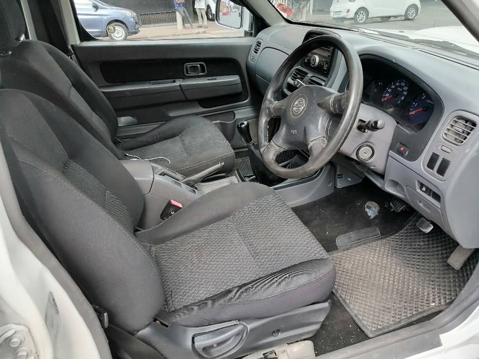 2018 Nissan NP300 2.5 Diesel 87000km Manual
