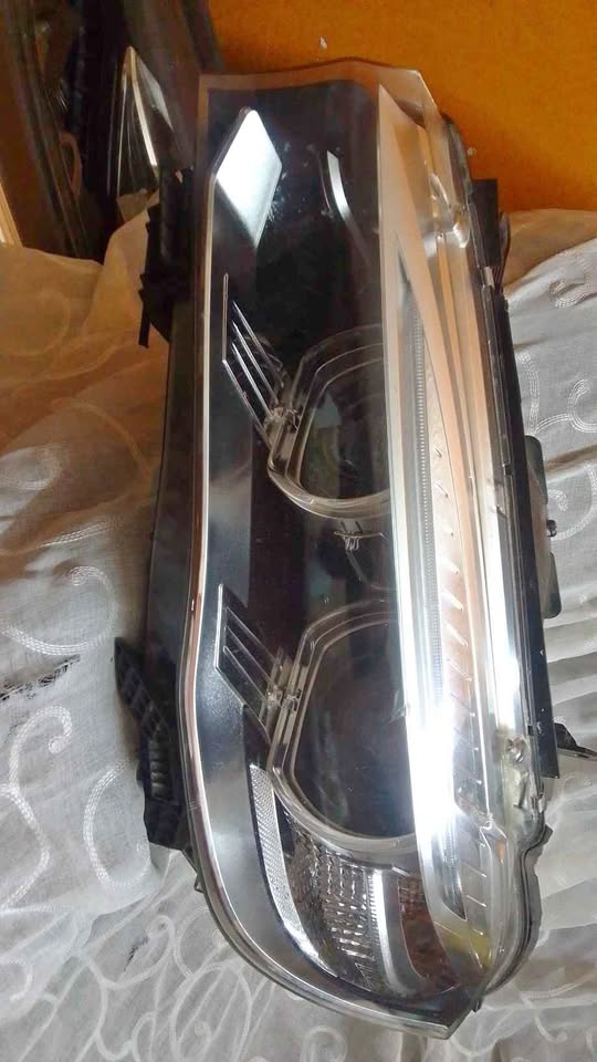 BMW X6 f16 headlight - Private Seller BMW X6 f16 headlight - Private Seller