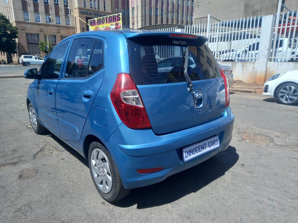 2017 HYUNDAI i10 1.2 PETROL, MANUAL TRANSMISSION, BLUE COLOUR, MILEAGE 82000KM