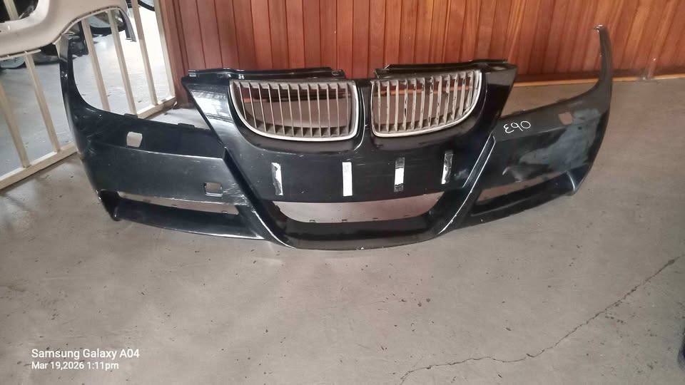 BMW E90 front bumper - Private Seller BMW E90 front bumper - Private Seller