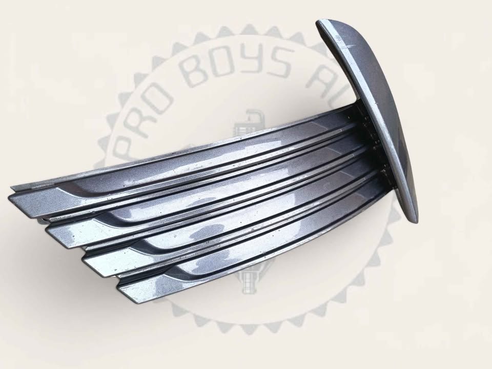 TOYOTA COROLLA PRESTIGE LEFT SIDE FOGLIGHT COVER/GRILL AVAILABLE FOR SALE - Private Seller TOYOTA COROLLA PRESTIGE LEFT SIDE FOGLIGHT COVER/GRILL AVAILABLE FOR SALE - Private Seller