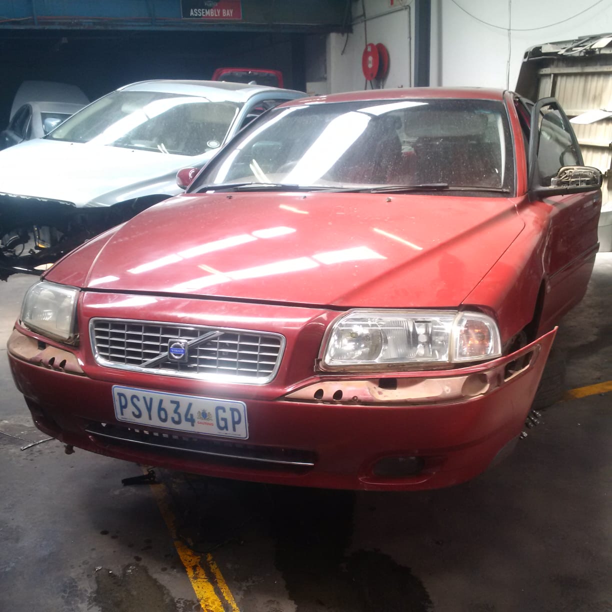VOLVO S80 2006 T6 STRIPPING FOR SPARES DELIVERY COUNTRY WIDE - Private Seller VOLVO S80 2006 T6 STRIPPING FOR SPARES DELIVERY COUNTRY WIDE - Private Seller