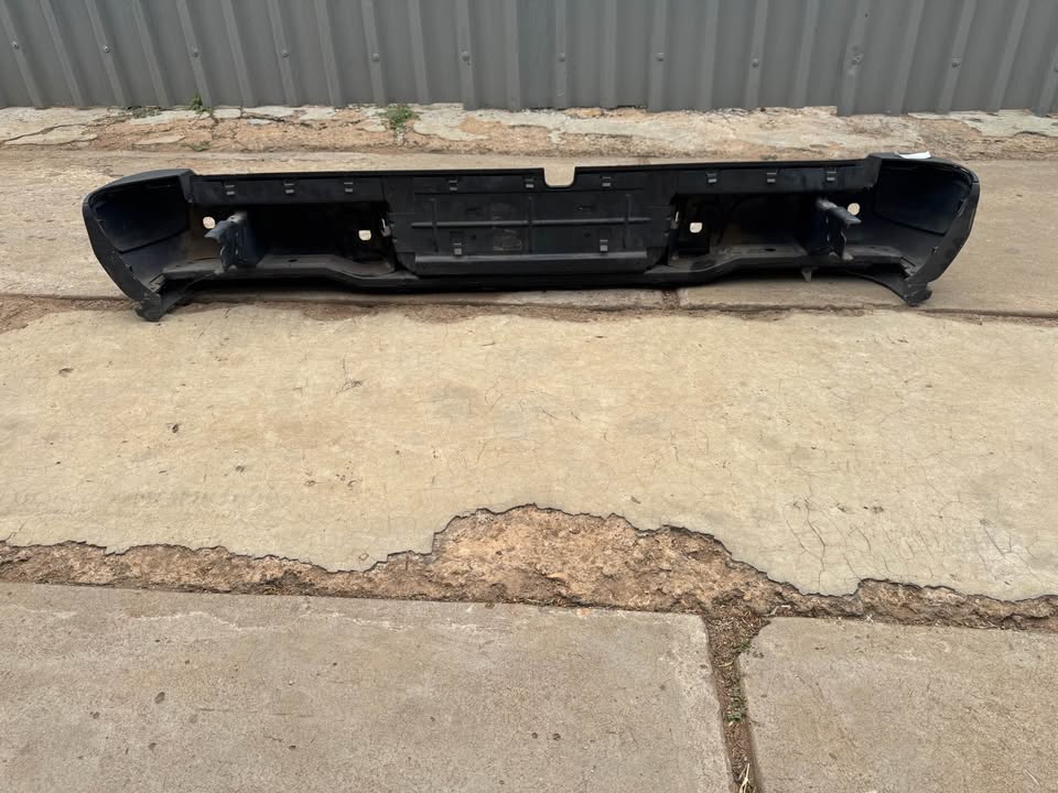 Nissan Navara Rear Back Bumper - Private Seller Nissan Navara Rear Back Bumper - Private Seller