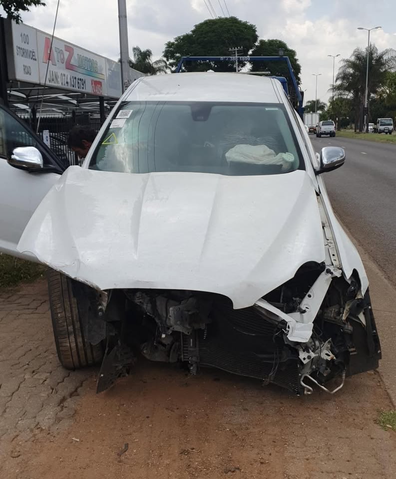 Jaquar xf pre-facelift 3.0 diesel stripping for parts - Private Seller Jaquar xf pre-facelift 3.0 diesel stripping for parts - Private Seller