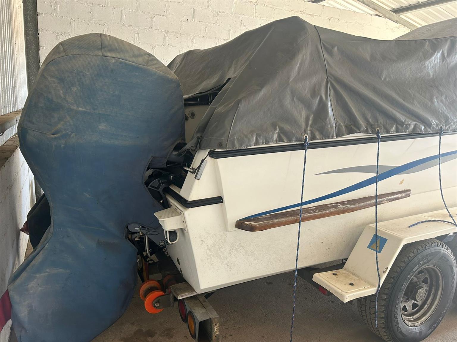 Ski Boat, Deep sea, Cobra Cat 585 and trailer