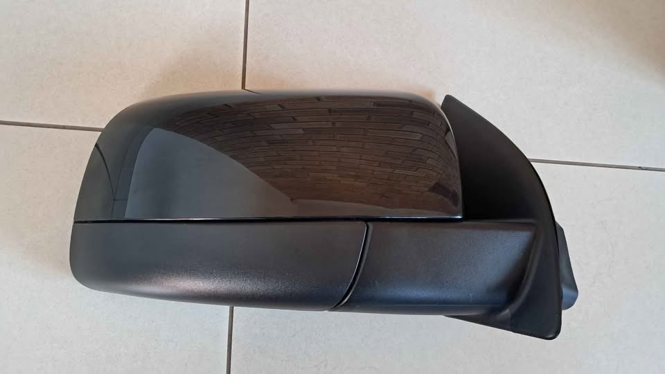 FORD RANGER T6/T7 2012 /2022 BRAND NEW DOOR MIRROR MANUAL ADJUSTMENT BLACK TYPE FOR SALE PRICE R850