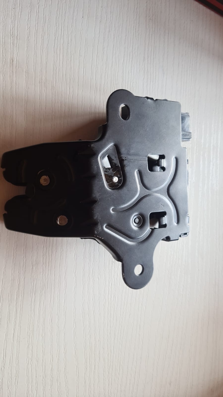 New Chev Cruze Boot Lock - Private Seller